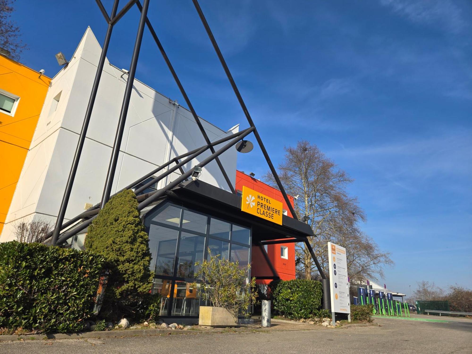 Premiere Classe Lyon Beynost Exteriér fotografie